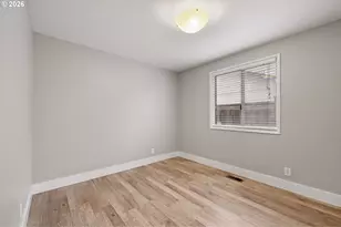 3380 Honeywood St, Eugene, OR 97408 - Photo 33