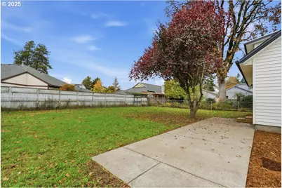 211 NE 28th Ave, Hillsboro, OR 97124 - Photo 21