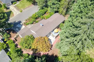 8000 SW Wareham Cir, Portland, OR 97223 - Photo 33