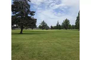 2215 Country Club Terrace, Woodburn, OR 97071 - Photo 25