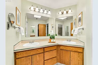 830 NE 157th Ave, Portland, OR 97230 - Photo 21