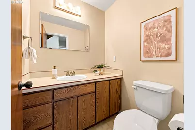 830 NE 157th Ave, Portland, OR 97230 - Photo 17