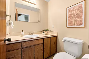 830 NE 157th Ave, Portland, OR 97230 - Photo 17