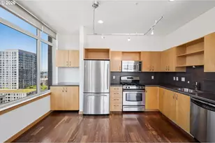 1255 NW 9th Ave, Portland, OR 97209 - Photo 15