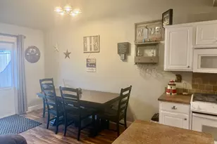 1126 W 6th Ave, Junction City, OR 97448 - Photo 11
