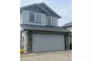 1126 W 6th Ave, Junction City, OR 97448 - Photo 5