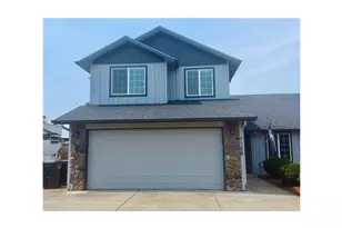 1126 W 6th Ave, Junction City, OR 97448 - Photo 3