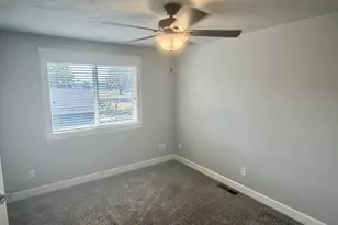 1126 W 6th Ave, Junction City, OR 97448 - Photo 37