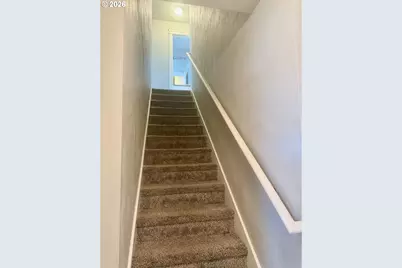 1126 W 6th Ave, Junction City, OR 97448 - Photo 31