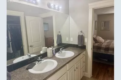 1126 W 6th Ave, Junction City, OR 97448 - Photo 25