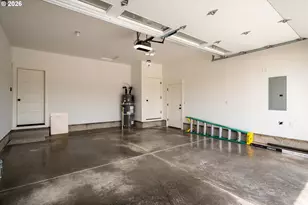 25323 E Broadway Ave, Veneta, OR 97487 - Photo 21