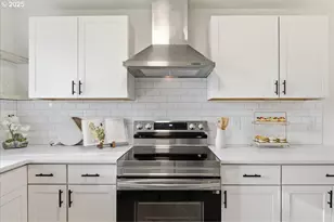 153 Green Acres Dr, Castle Rock, WA 98611 - Photo 13