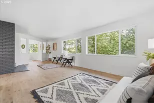 153 Green Acres Dr, Castle Rock, WA 98611 - Photo 9