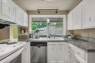5770 SW Cranberry Ct, Beaverton, OR 97007 - Photo 17