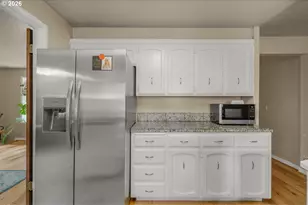 5770 SW Cranberry Ct, Beaverton, OR 97007 - Photo 21