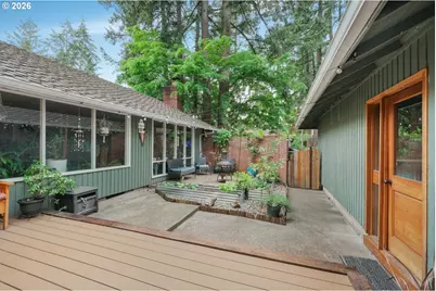 5770 SW Cranberry Ct, Beaverton, OR 97007 - Photo 5