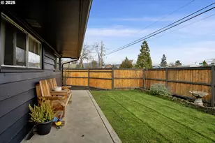 1180 12th St, Springfield, OR 97477 - Photo 33