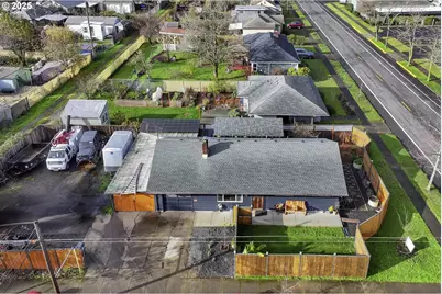 1180 12th St, Springfield, OR 97477 - Photo 3