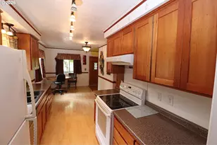 88519 Periwinkle Rd, Springfield, OR 97478 - Photo 9