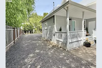 326 SW Elmwood Ave, McMinnville, OR 97128 - Photo 39