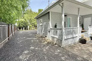 326 SW Elmwood Ave, McMinnville, OR 97128 - Photo 39
