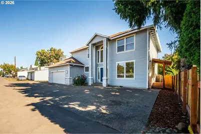 282 SE 28th Ave, Hillsboro, OR 97123 - Photo 3