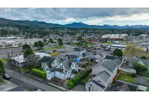 911 1st Ave, Seaside, OR 97138 - Photo 35