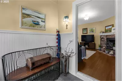 911 1st Ave, Seaside, OR 97138 - Photo 7