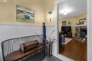 911 1st Ave, Seaside, OR 97138 - Photo 7