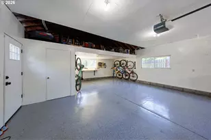 950 E 23rd Ave, Eugene, OR 97405 - Photo 43