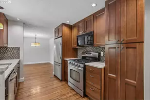 2442 Margery St, West Linn, OR 97068 - Photo 11