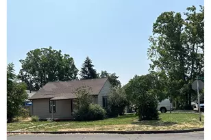 1890 W 12th Ave, Eugene, OR 97402 - Photo 17