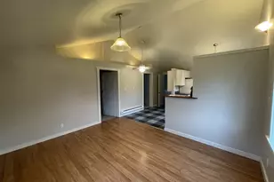 1890 W 12th Ave, Eugene, OR 97402 - Photo 5