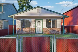 5737 SE Carlton St, Portland, OR 97206 - Photo 1