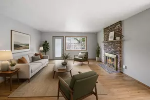 12910 SE Center St, Portland, OR 97236 - Photo 11