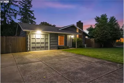 12910 SE Center St, Portland, OR 97236 - Photo 3