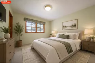 12910 SE Center St, Portland, OR 97236 - Photo 13