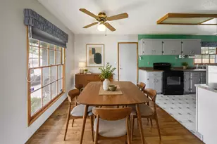 12910 SE Center St, Portland, OR 97236 - Photo 9