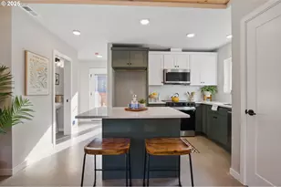 1123 SE Rhone St, Portland, OR 97202 - Photo 5