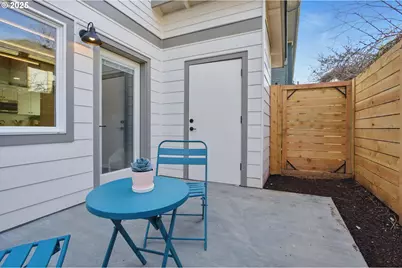 1123 SE Rhone St #B, Portland, OR 97202 - Photo 21