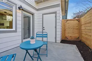 1123 SE Rhone St, Portland, OR 97202 - Photo 21