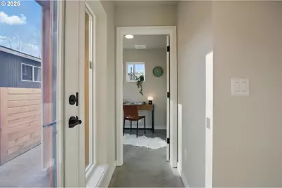 1123 SE Rhone St #B, Portland, OR 97202 - Photo 7