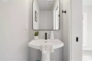 1123 SE Rhone St, Portland, OR 97202 - Photo 9