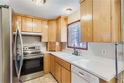 12300 SE Main St, Portland, OR 97233 - Photo 13