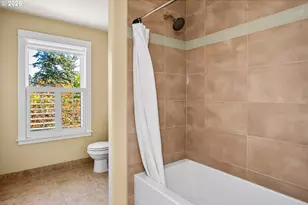7239 SW 31st Ave, Portland, OR 97219 - Photo 35