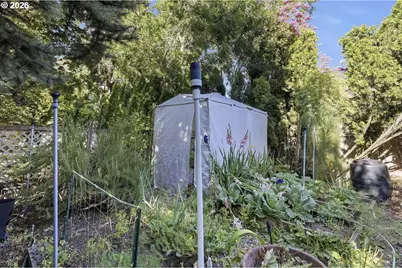 1278 SE 24th Ave, Hillsboro, OR 97123 - Photo 37