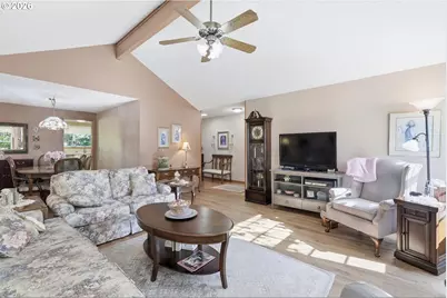 1278 SE 24th Ave, Hillsboro, OR 97123 - Photo 9