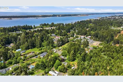 64426 Penny Rd, Coos Bay, OR 97420 - Photo 31
