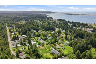 64426 Penny Rd, Coos Bay, OR 97420 - Photo 29