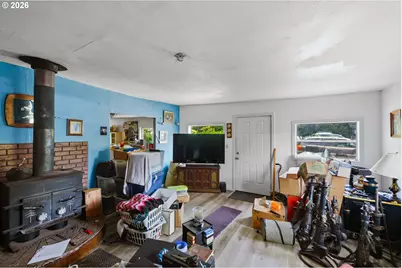 64426 Penny Rd, Coos Bay, OR 97420 - Photo 5